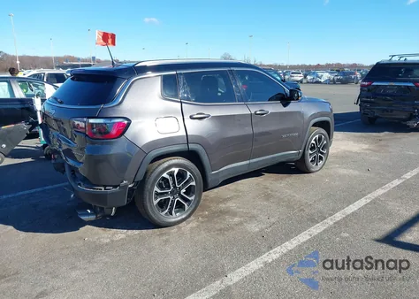 2022 Jeep Compass Limited 4X4 z USA, uszkodzony, nr VIN 3C4NJDCB4NT153143